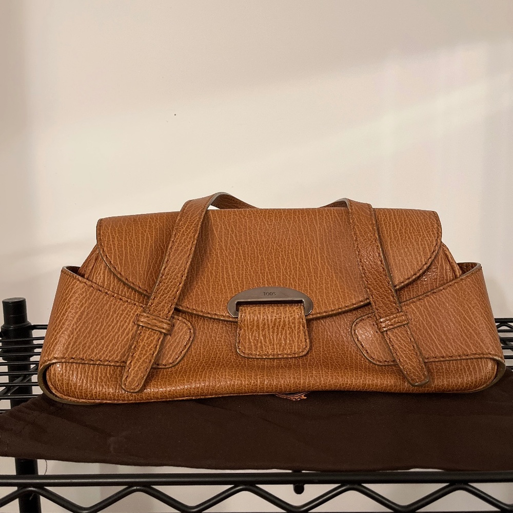 MOVING SALE Tod’s Textured Leather Tote Bag